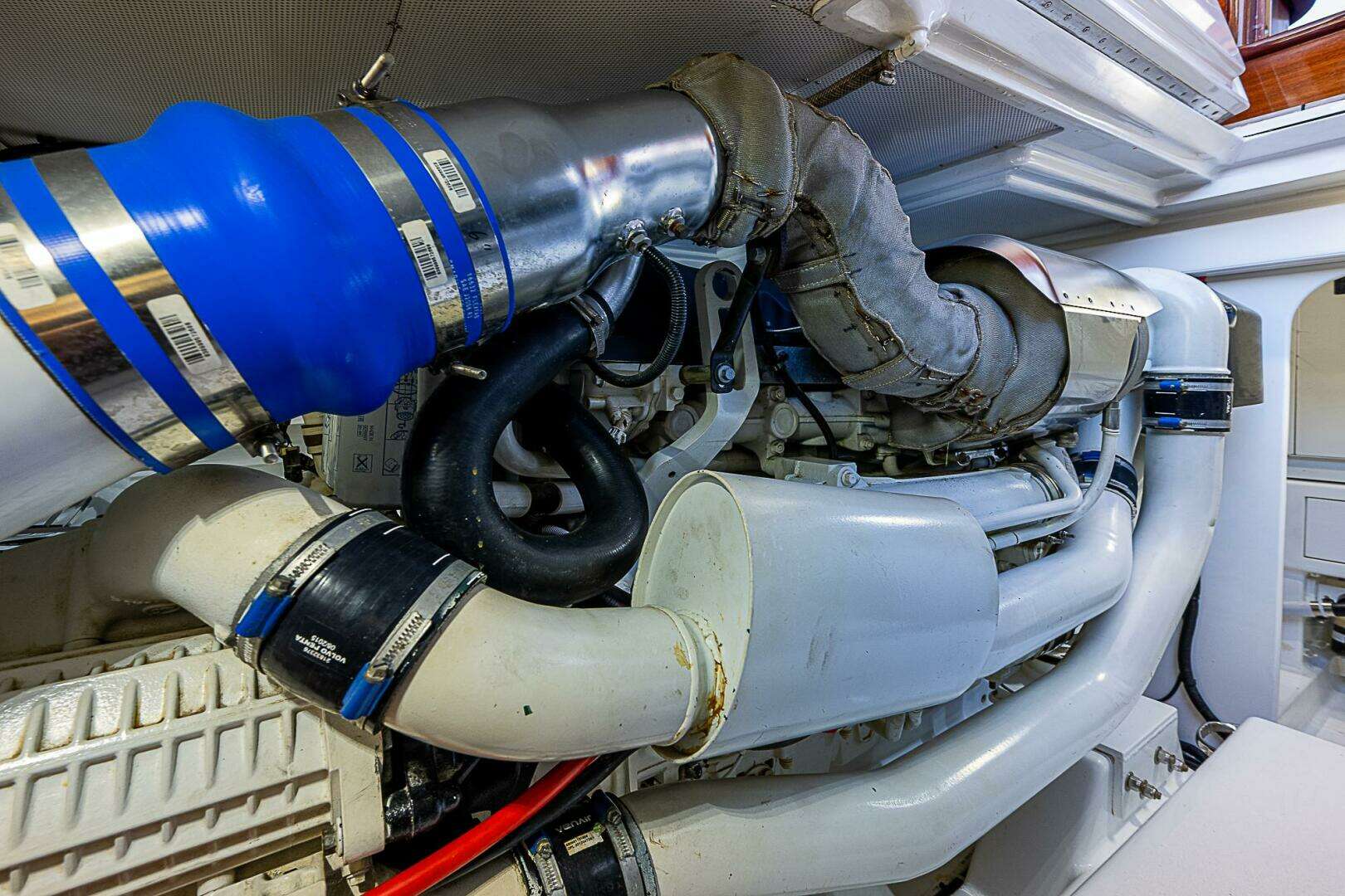 2022 Maverick 50 Sport Yacht - Image 35