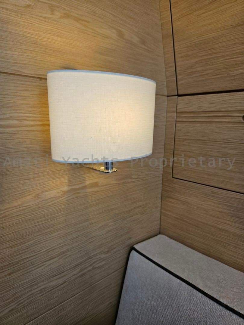Xc 47 # 07 - Reading lamp