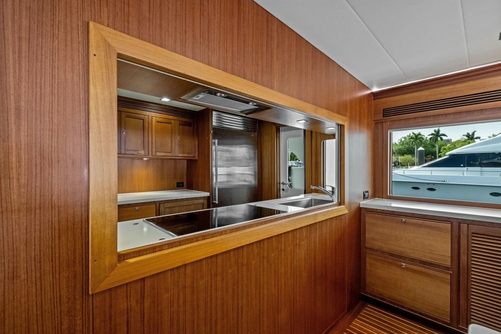 2024 Marlow 90V - Image 16