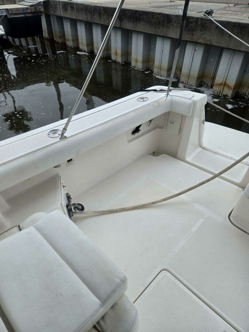 2002 Tiara Yachts 3500 Open - Image 16