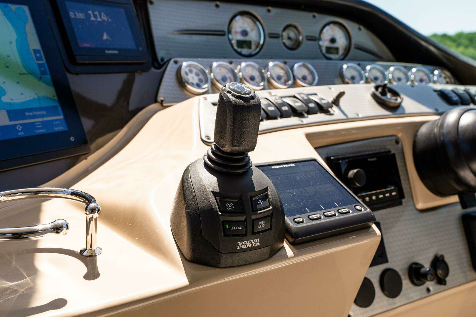 2008 Four Winns V378 - Image 36