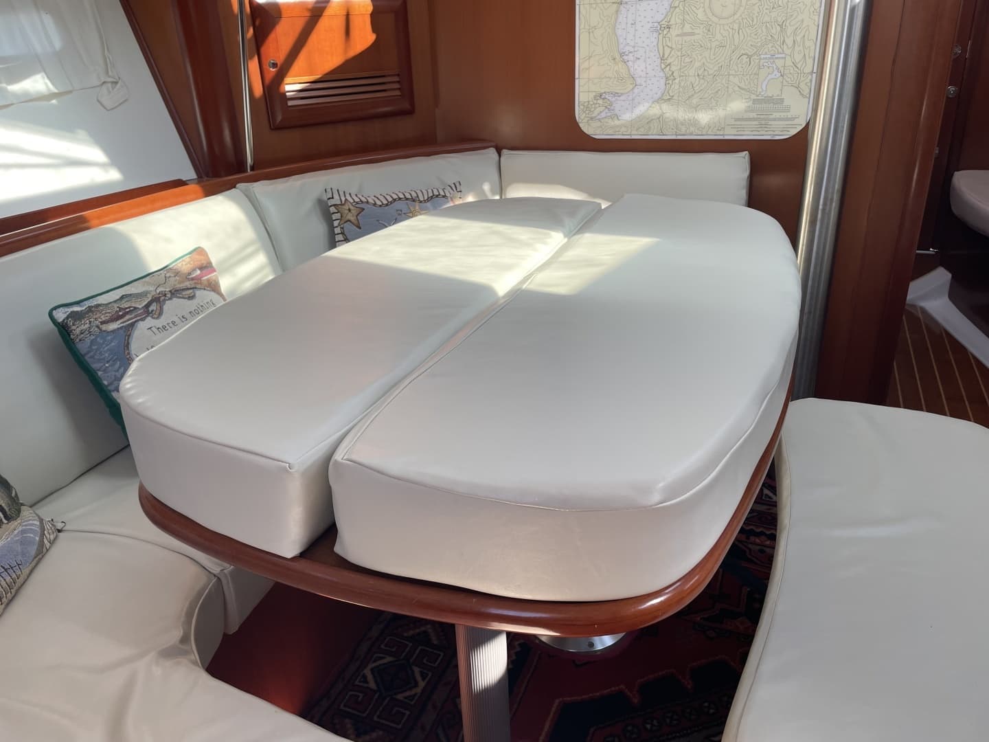2007 Beneteau Oceanis 393 - Image 19