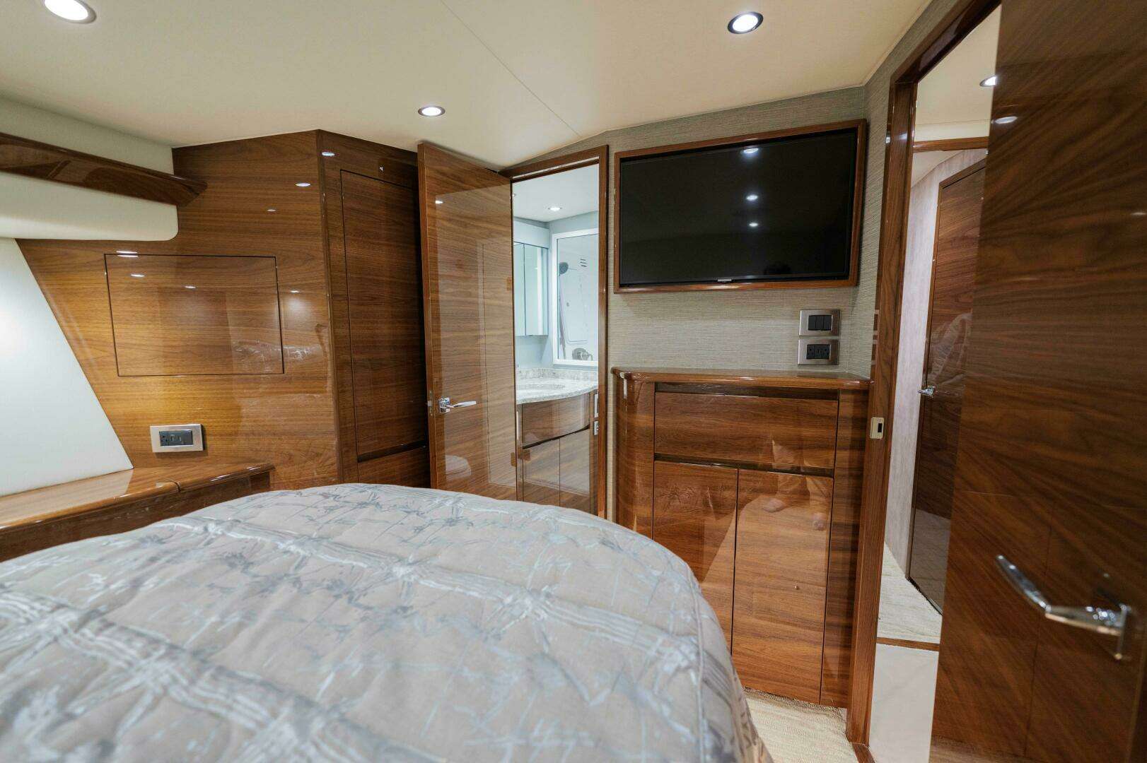 2023 Viking 54 Convertible - Image 38