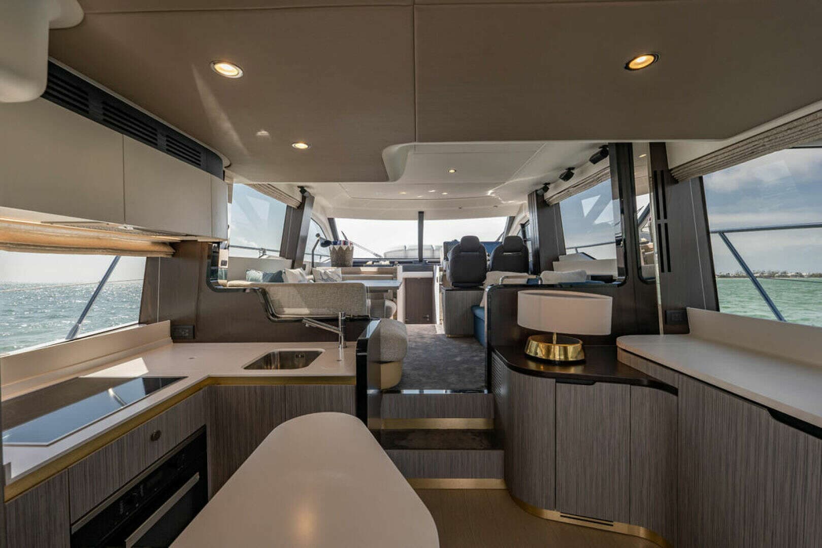 2022 Azimut 55 FLY - Image 15