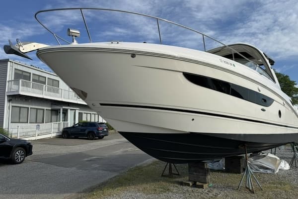 2018 Sea Ray — - Image 1