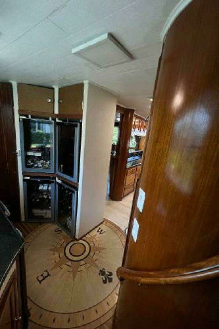 1983 Knight & Carver Custom Trideck - Image 28