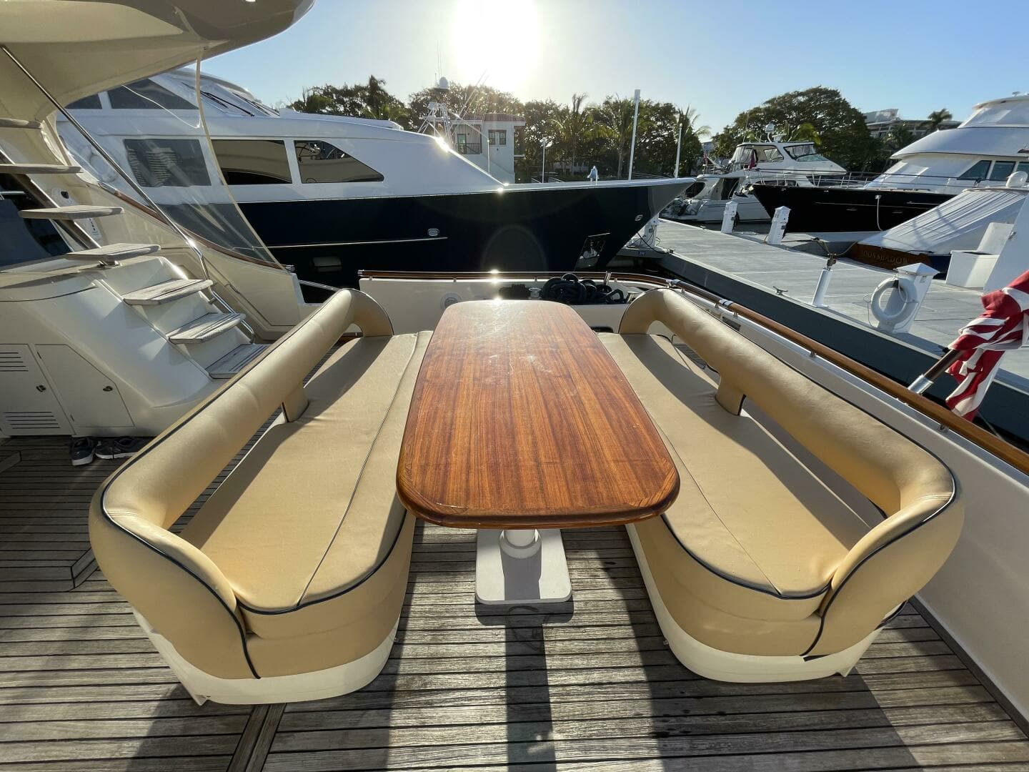 2006 Mochi Craft 74' Dolphin - Image 22