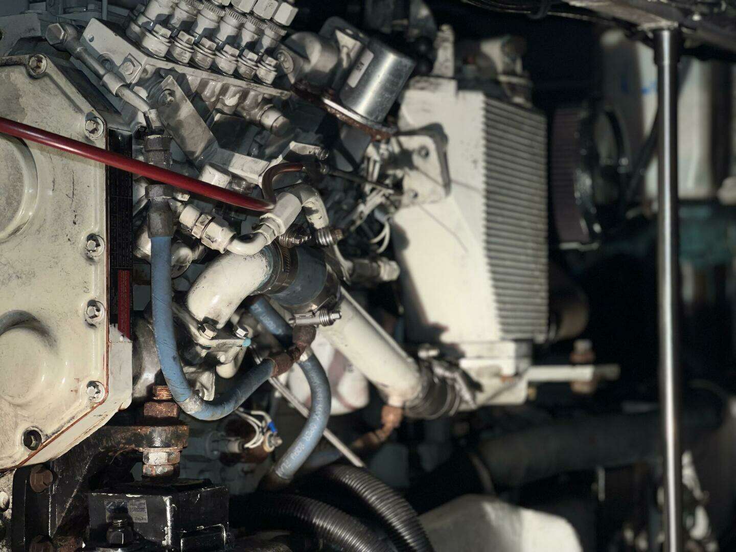 2000 Bayliner 4788 - Image 34