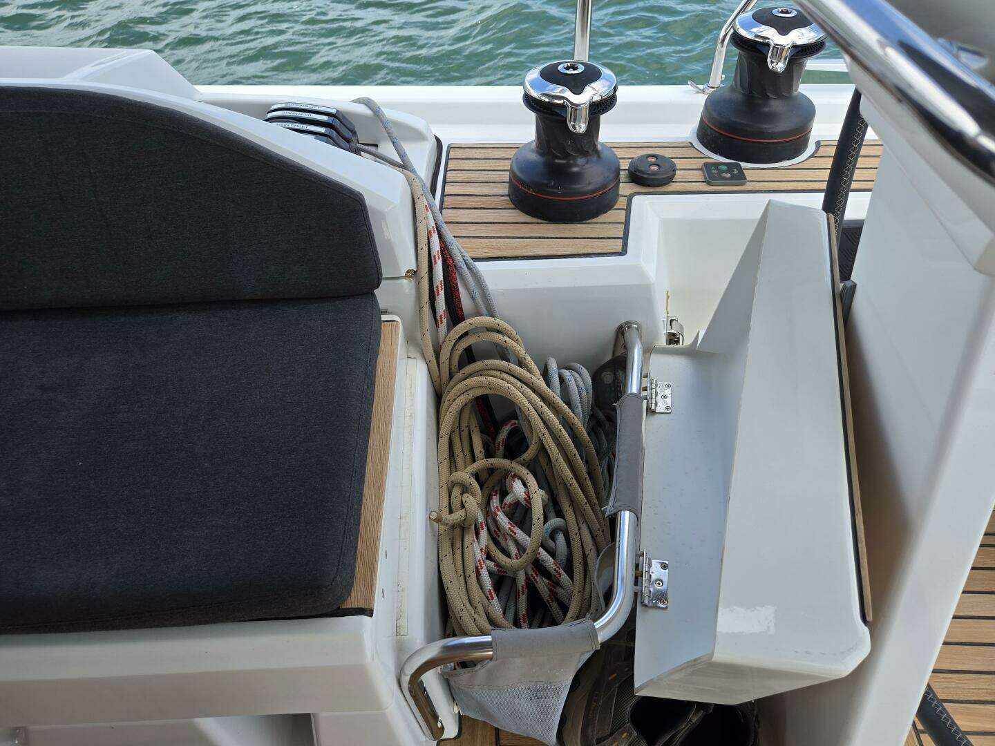 2019 Beneteau Oceanis 46.1 - Image 11