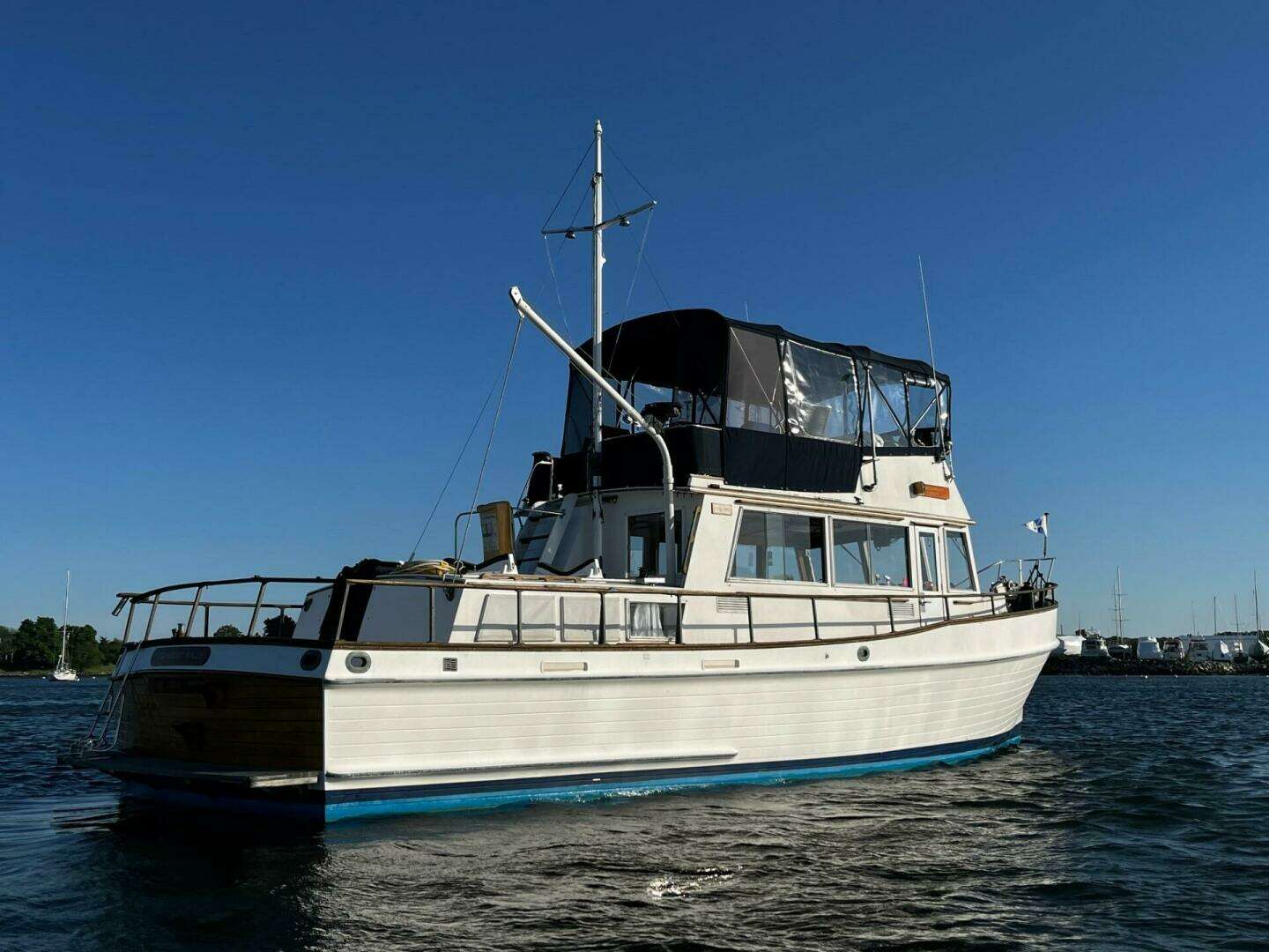 1976 Grand Banks 42 Classic - Image 56
