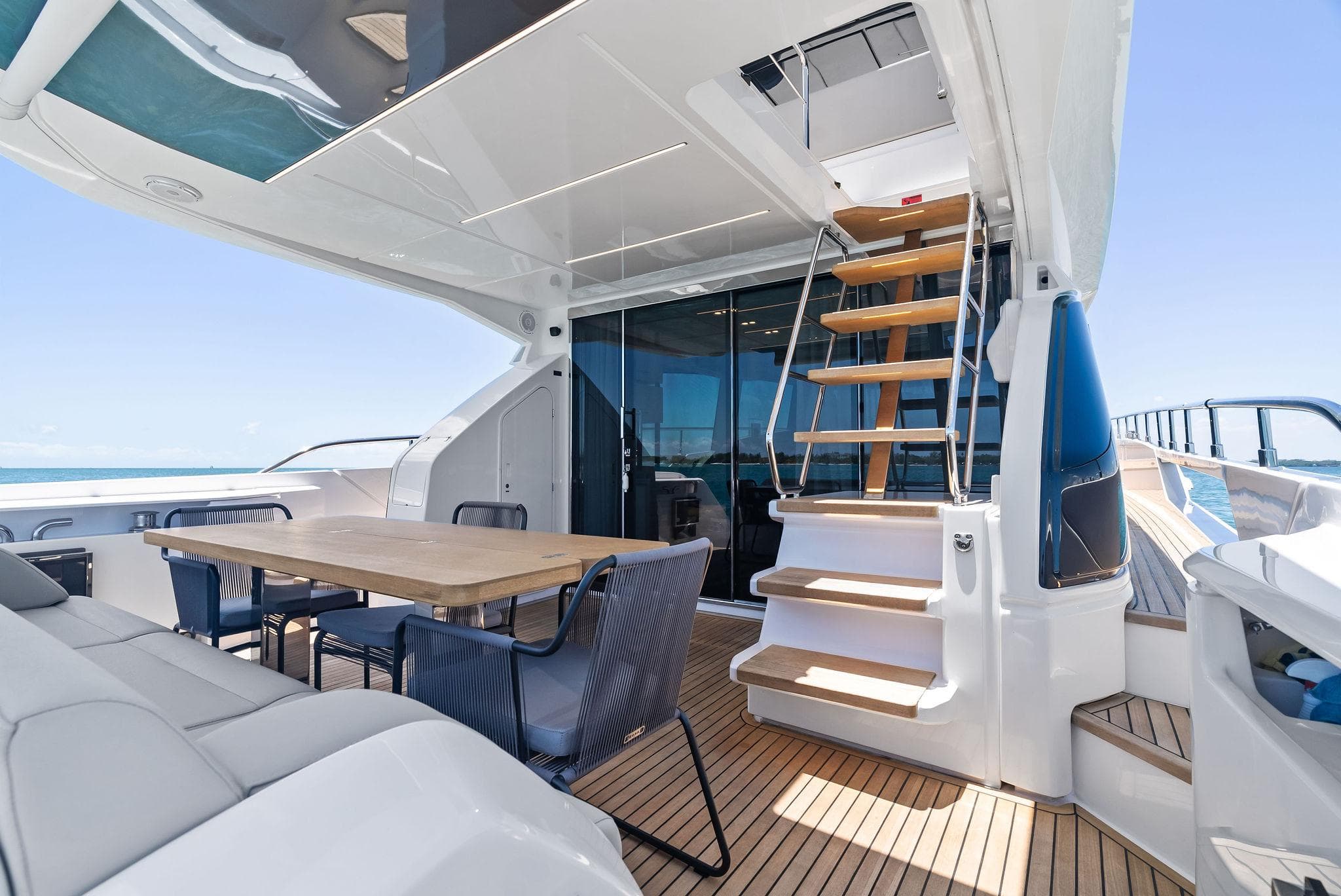 2023 Ferretti Yachts 670 - 63