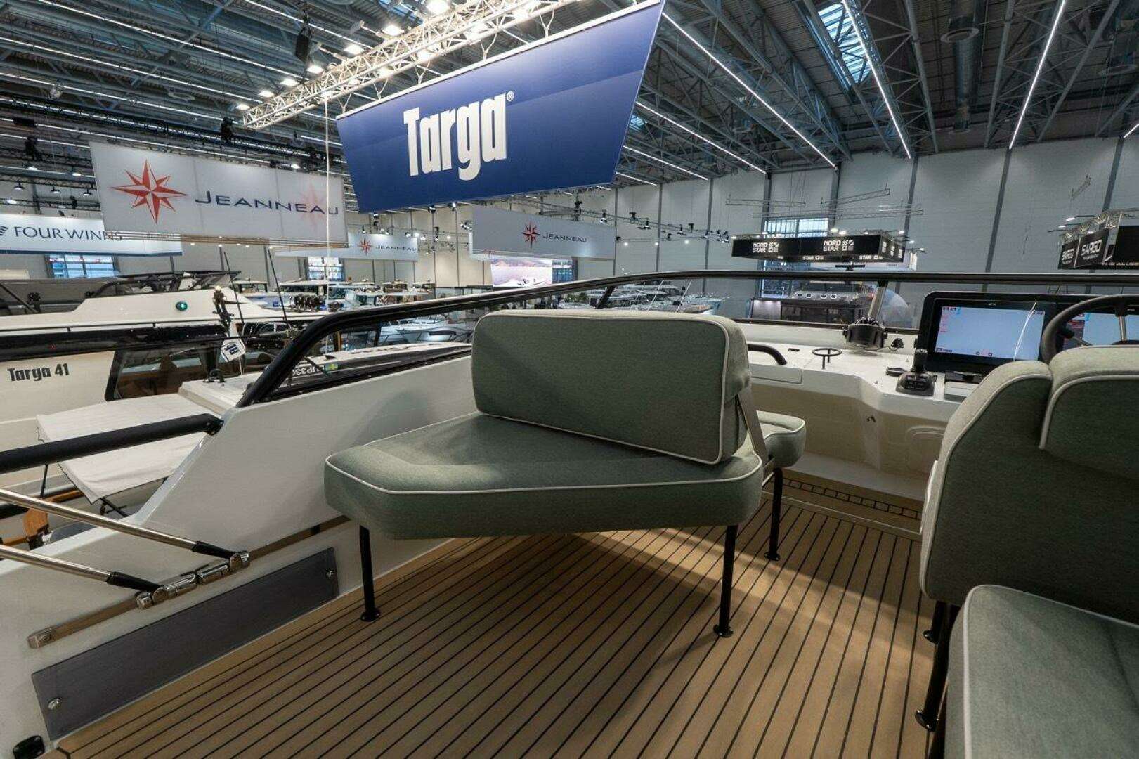 2028 Targa 46 - Image 43