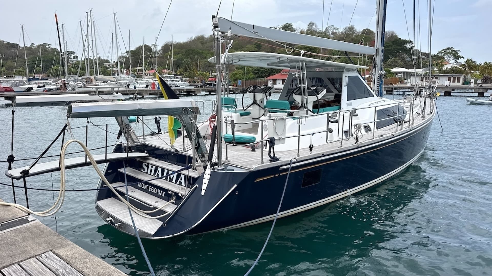 2017 Hylas 63 - Image 25
