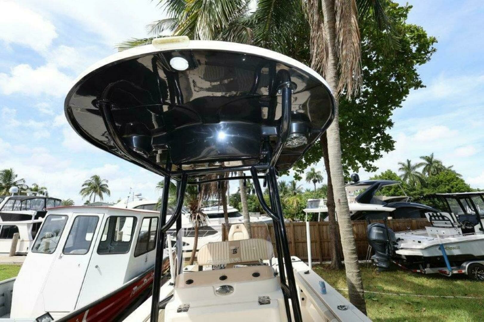 2019 Carolina Skiff 24 Ultra Elite - Image 11