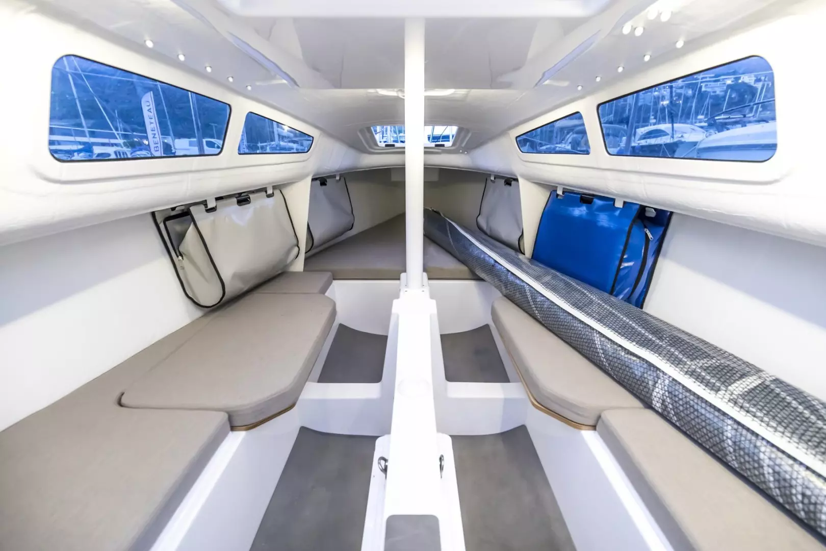 2026 Beneteau First 24 SE - Image 8