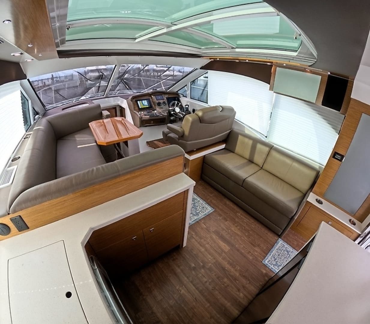 2016 Cruisers Yachts Cantius - Image 40
