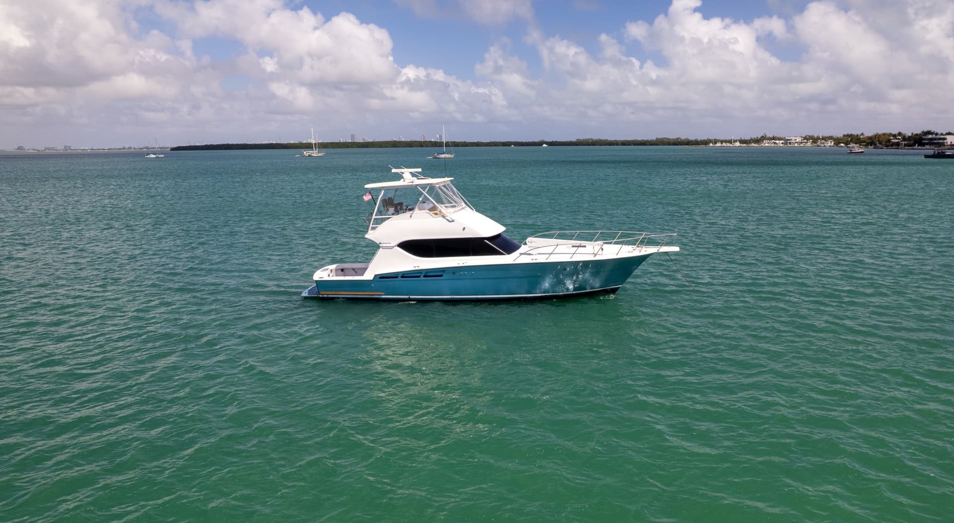 2000 Hatteras 50 Convertible - Image 12