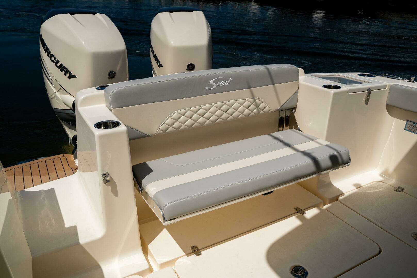 2026 Scout 330 LXF - Image 17