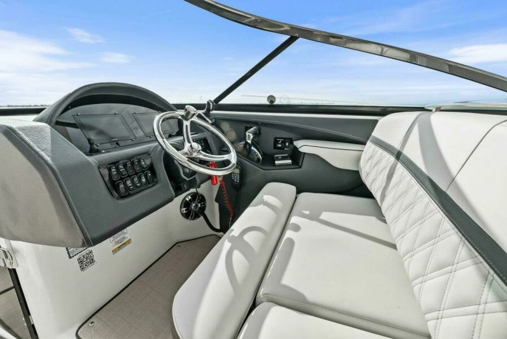 2023 Regal 29 OBX - Image 2