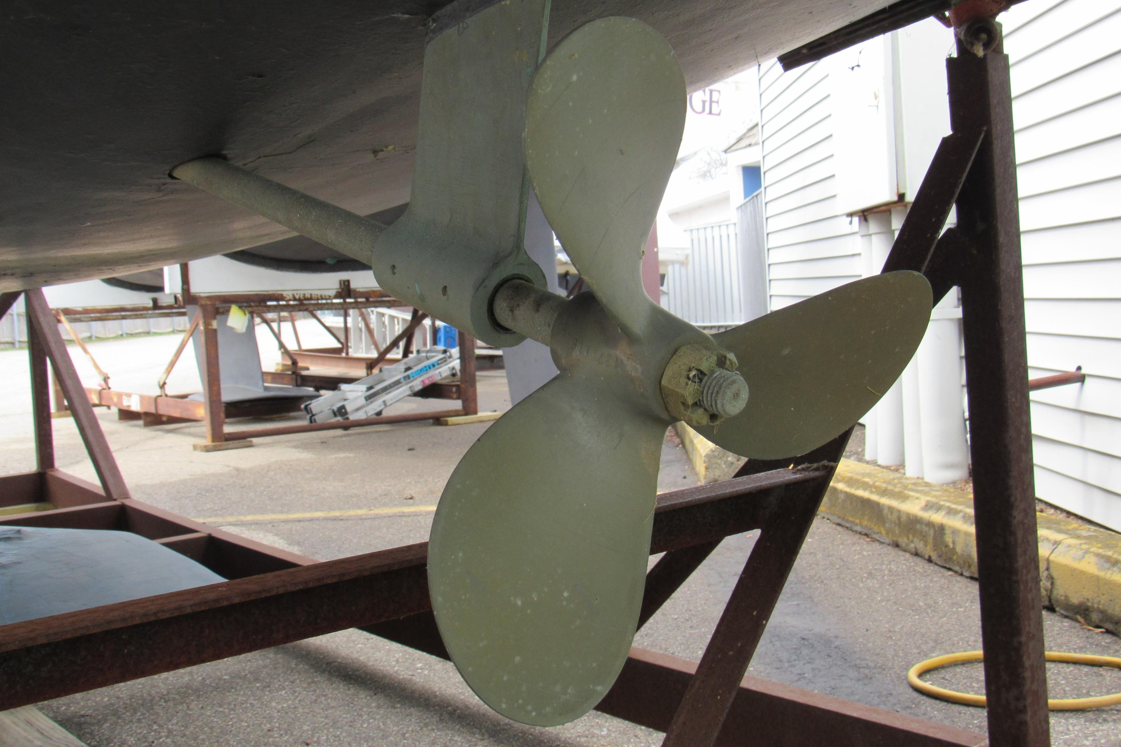 Propeller of a 1997 Catalina 28 MkII sailboat on a stand.
