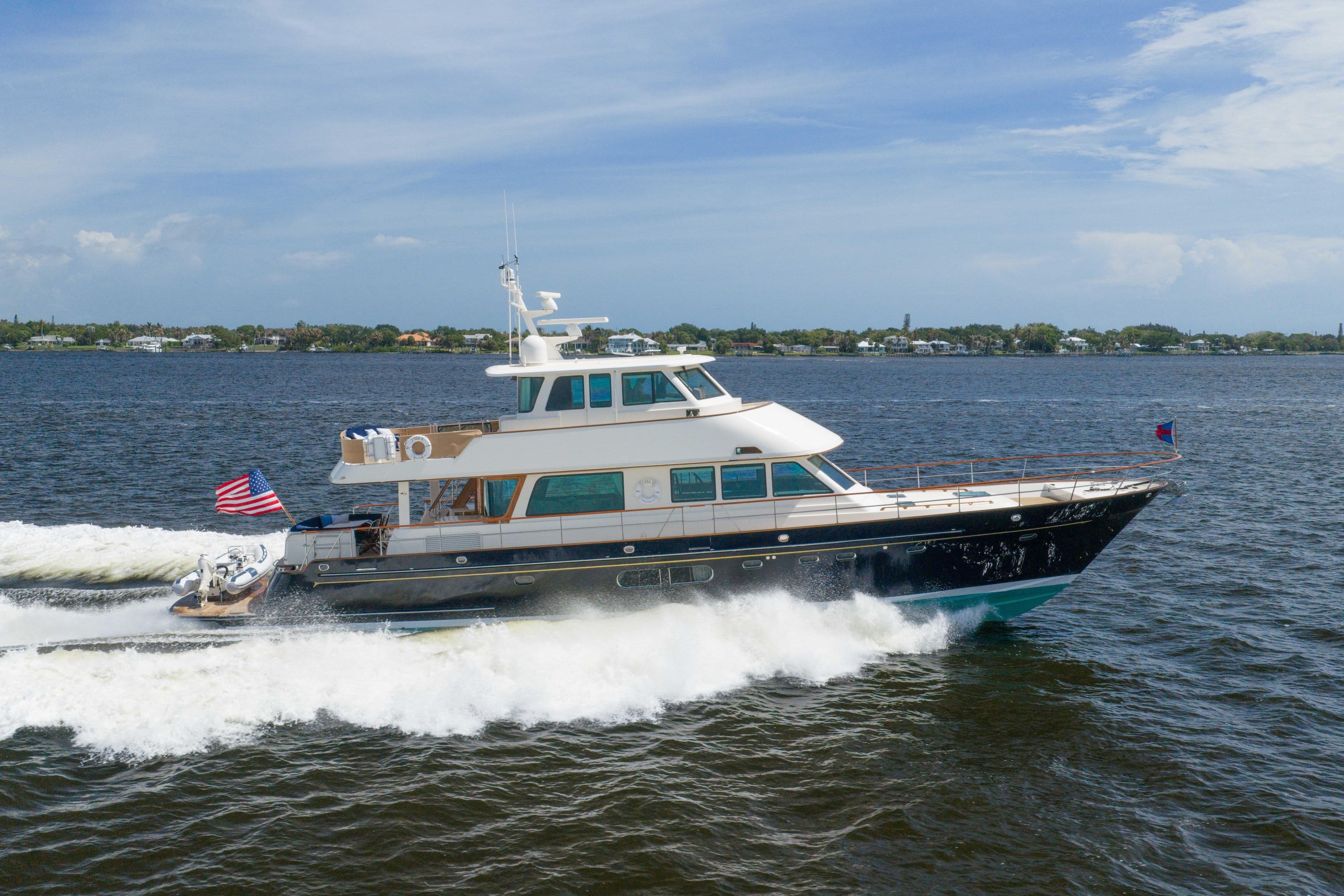 2022 Hunt Yachts Hunt Ocean 76EP