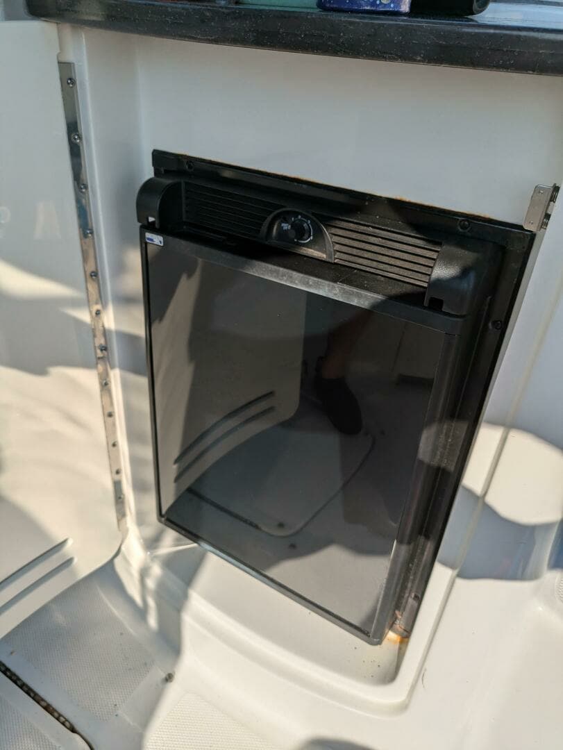 2013 Sea Ray 270 SLX - Image 11