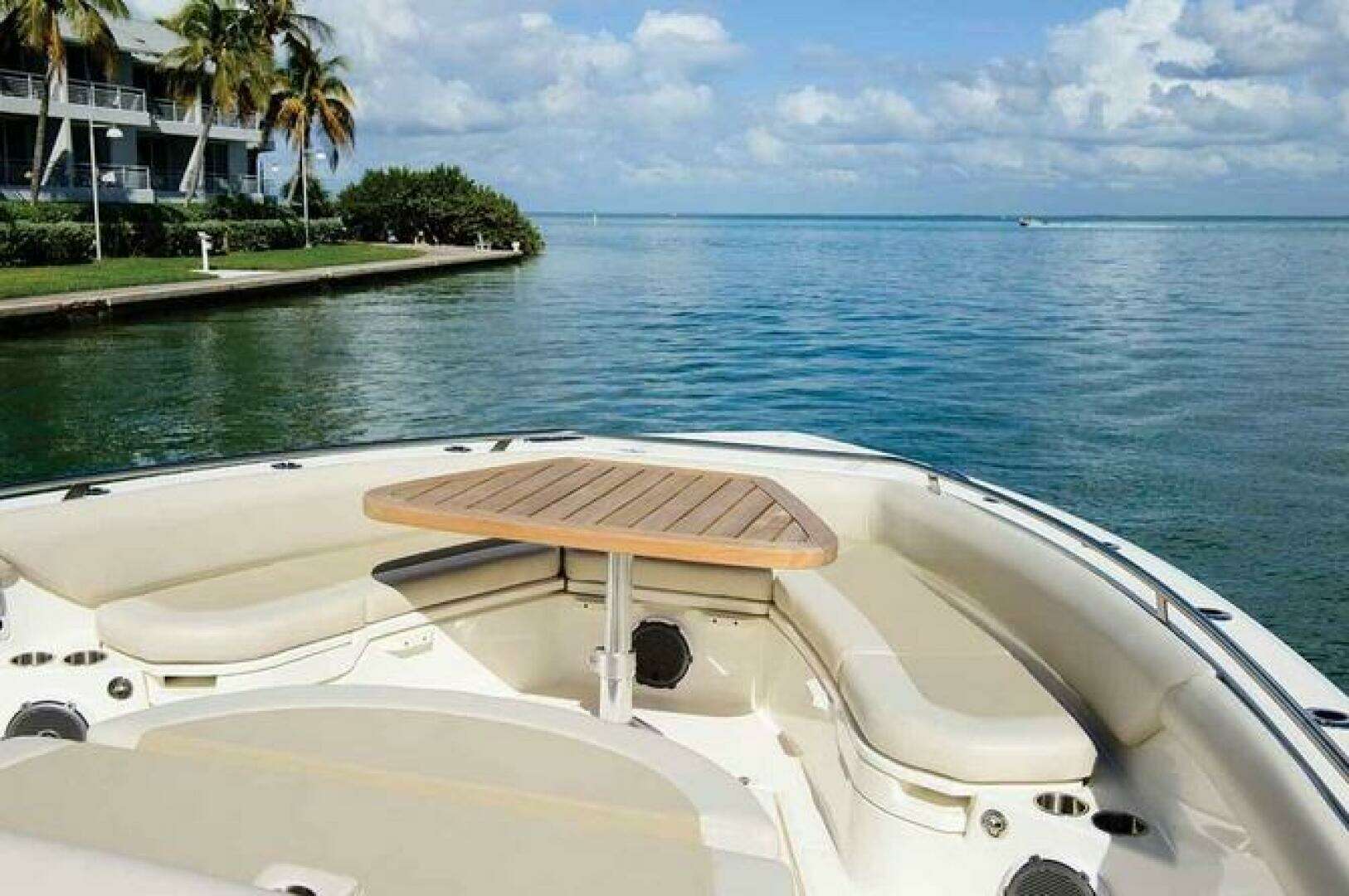 2020 Boston Whaler Outrage - Image 15