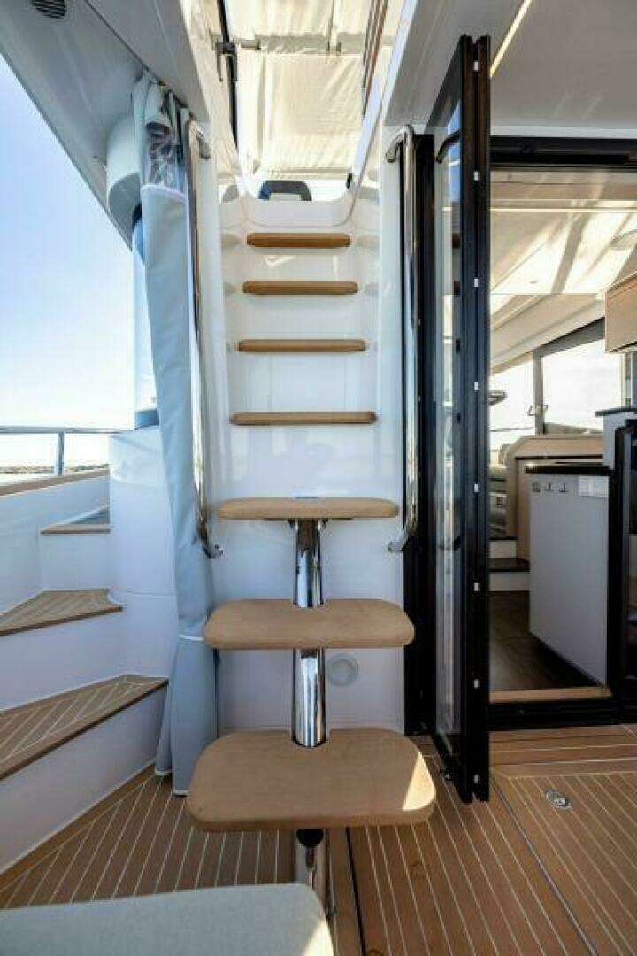 2027 Nimbus 495 Flybridge - Image 18
