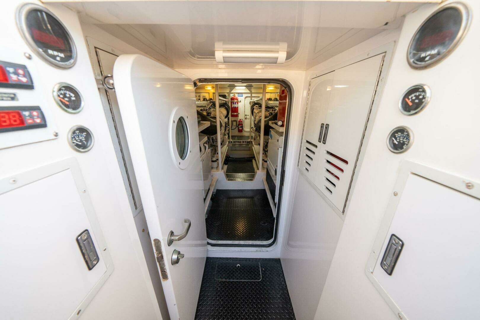 2006 Viking 68 Convertible - Image 69