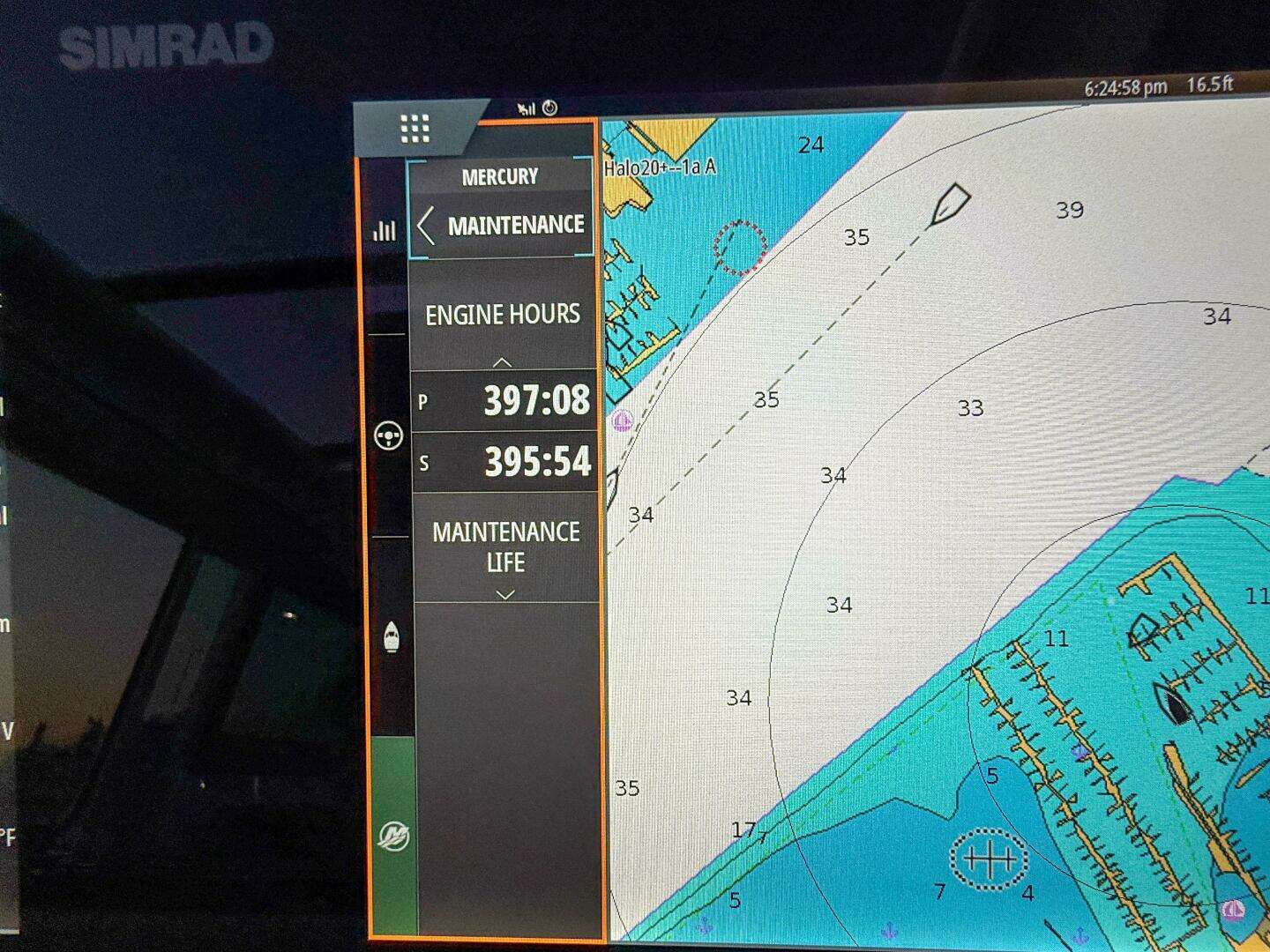 2022 Axopar 37 XC Cross Cabin - Image 26