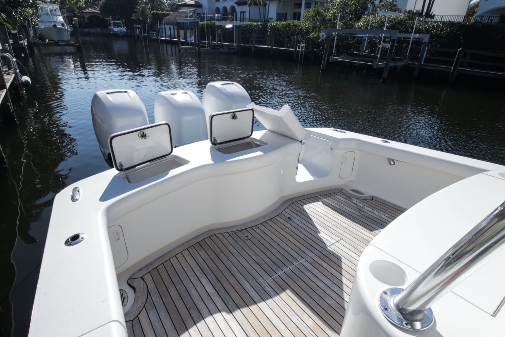 2018 Winter Custom Yachts Center Console - Image 19