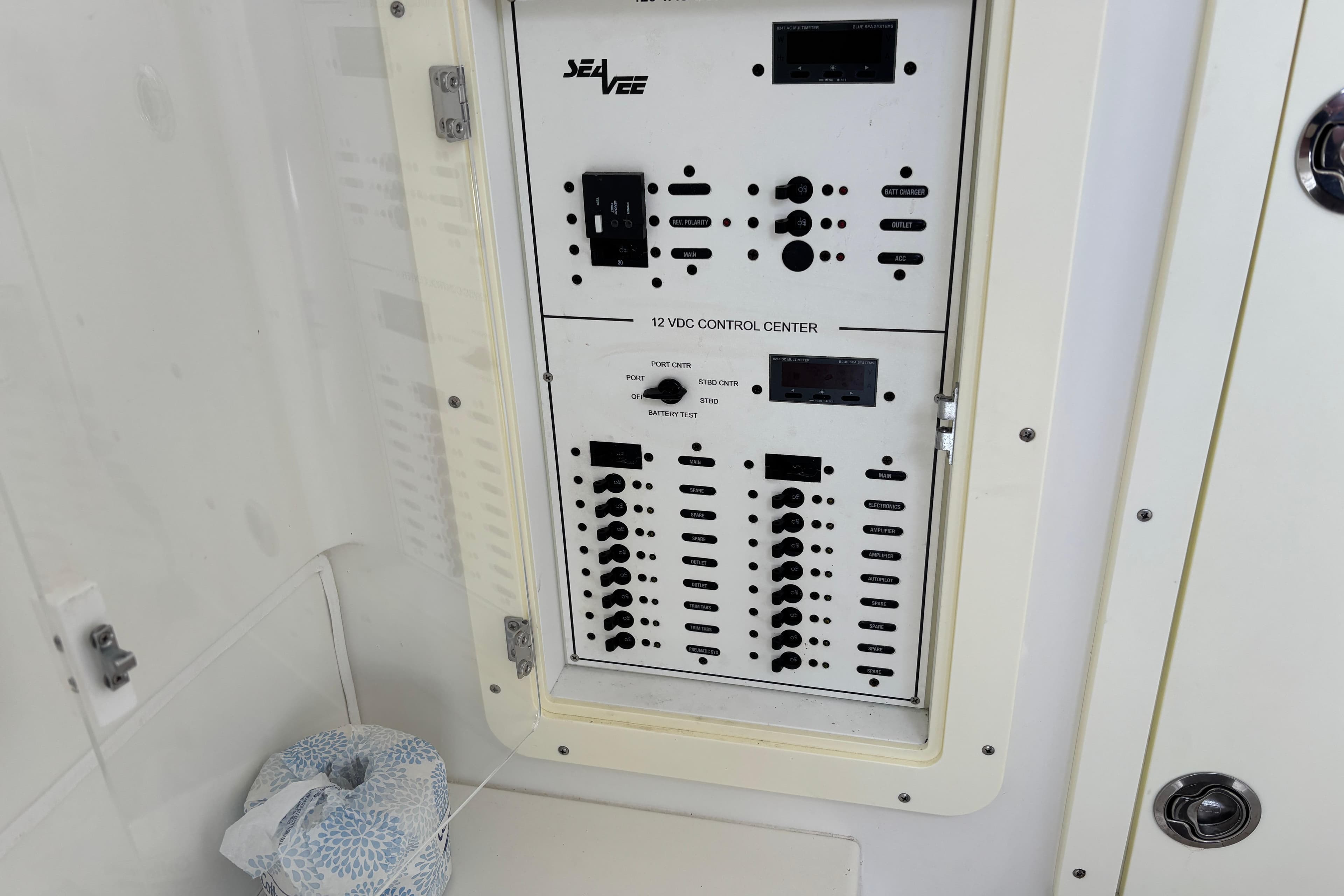 Control panel of a 2018 SeaVee 390Z boat, featuring 12V DC system.