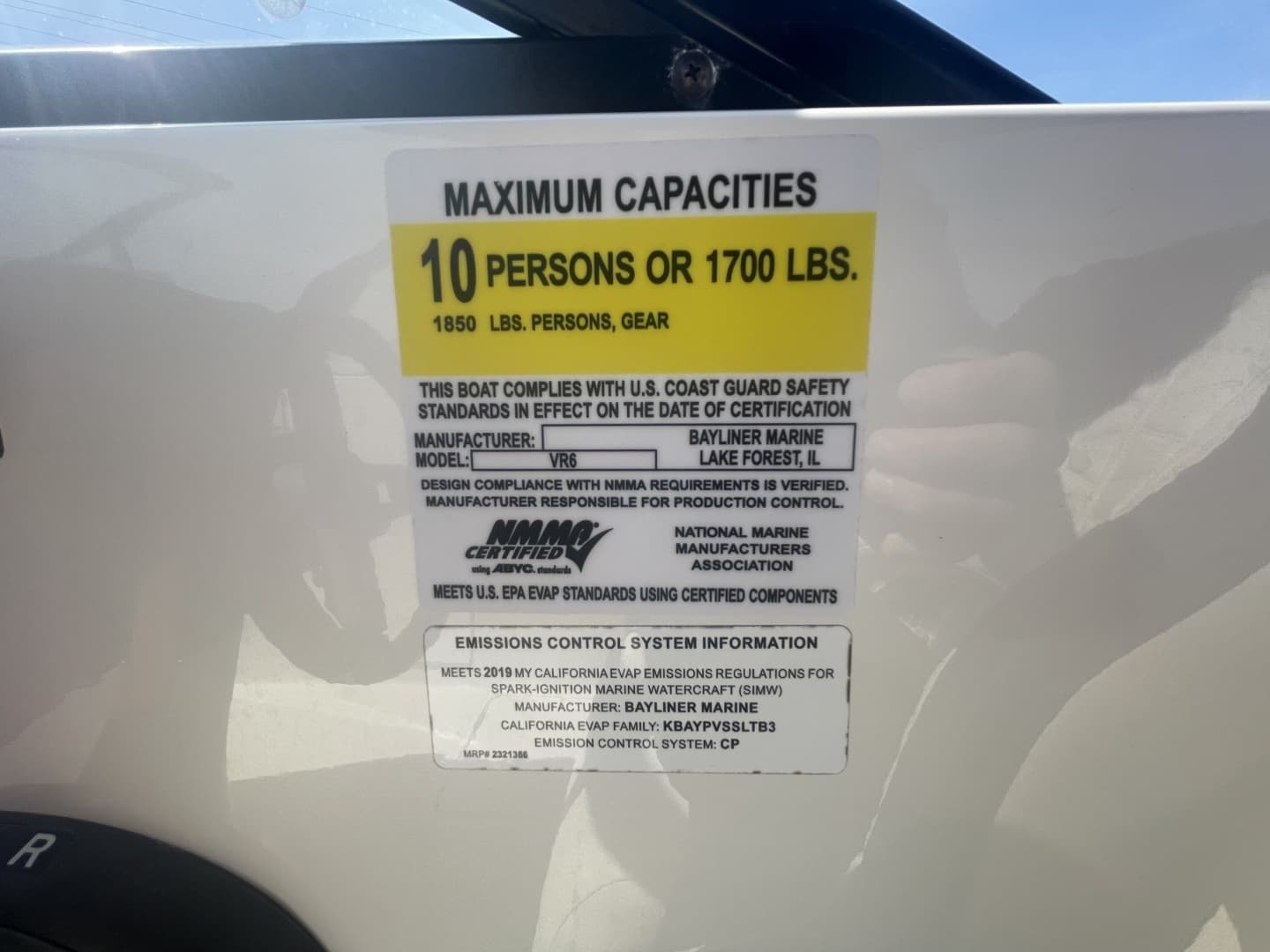 2019 Bayliner VR6 Bowrider I/O - Image 35
