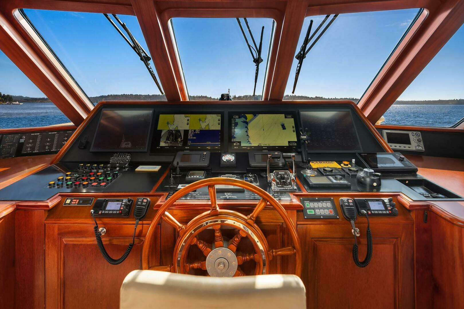 2001 Rayburn Custom Yachts Flush Deck - Image 20