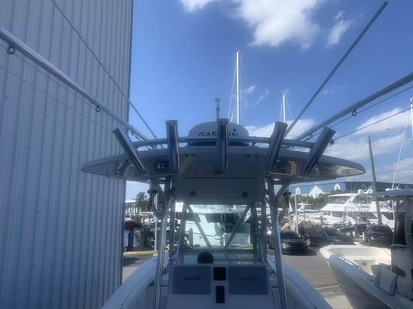 2010 Regulator 26 Forwarding Seating - Image 19