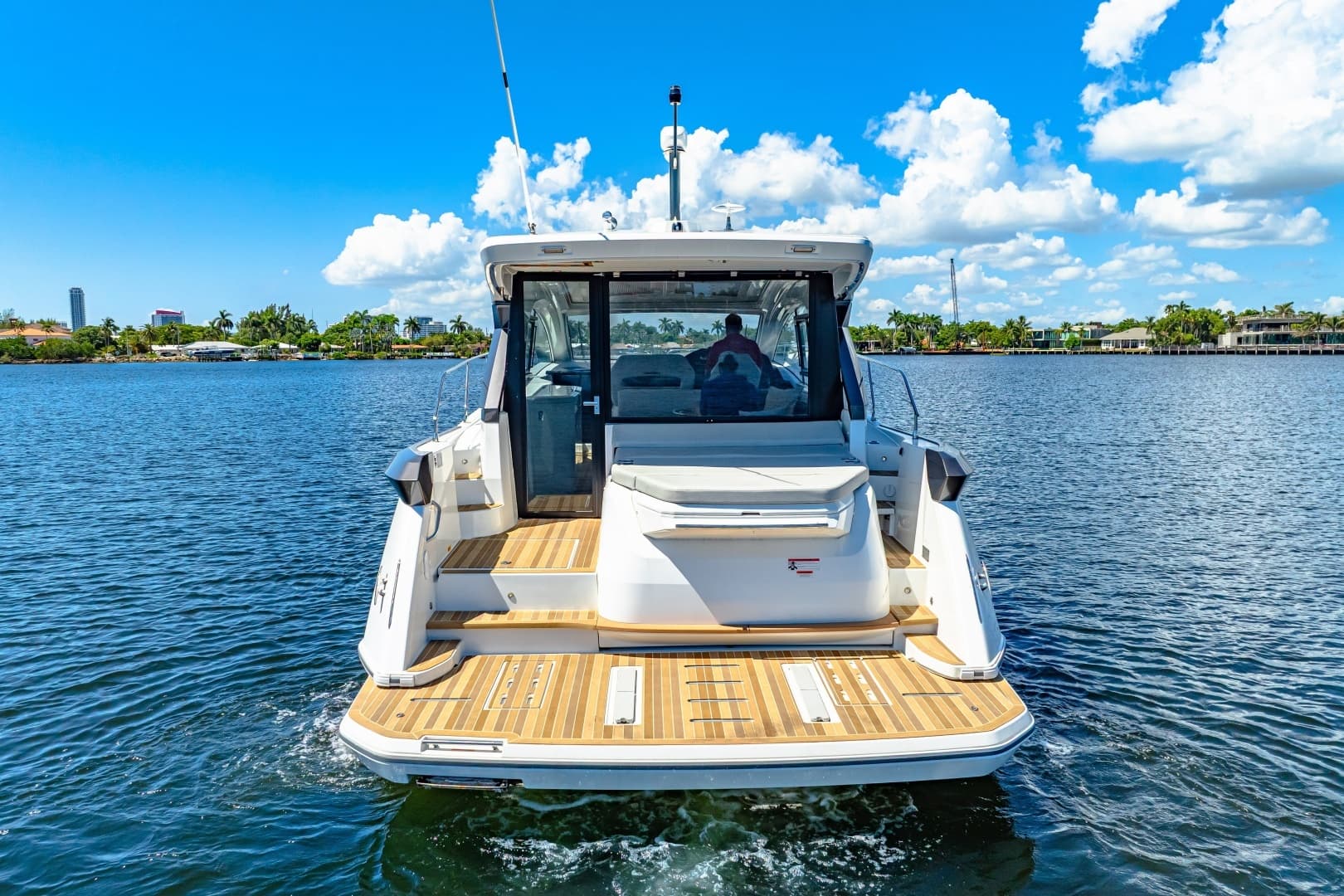 2024 Beneteau Gran Turismo 45 - Image 10