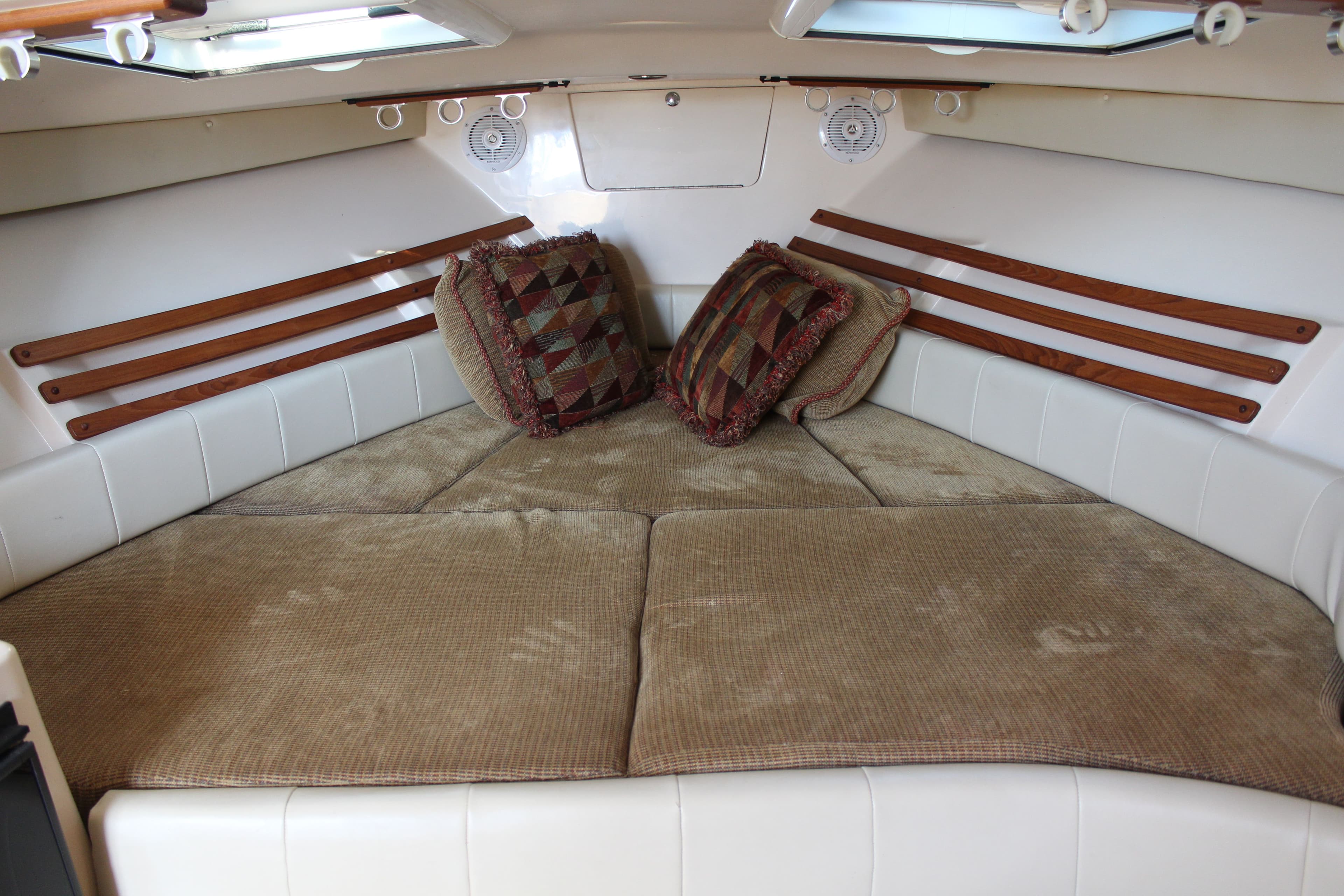 2008 Grady-White Express 330 - 18