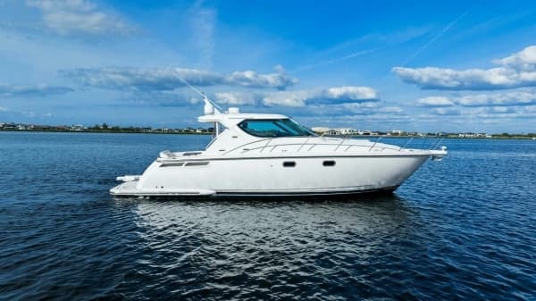 2007 Tiara Yachts 4300 Sovran - Image 1