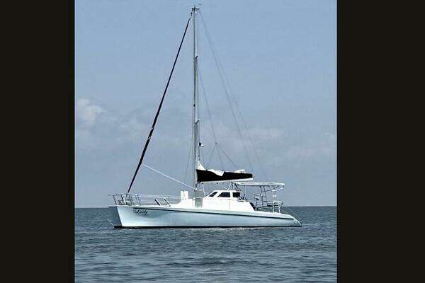 1993 Russell Yachts Crowther - Image 1