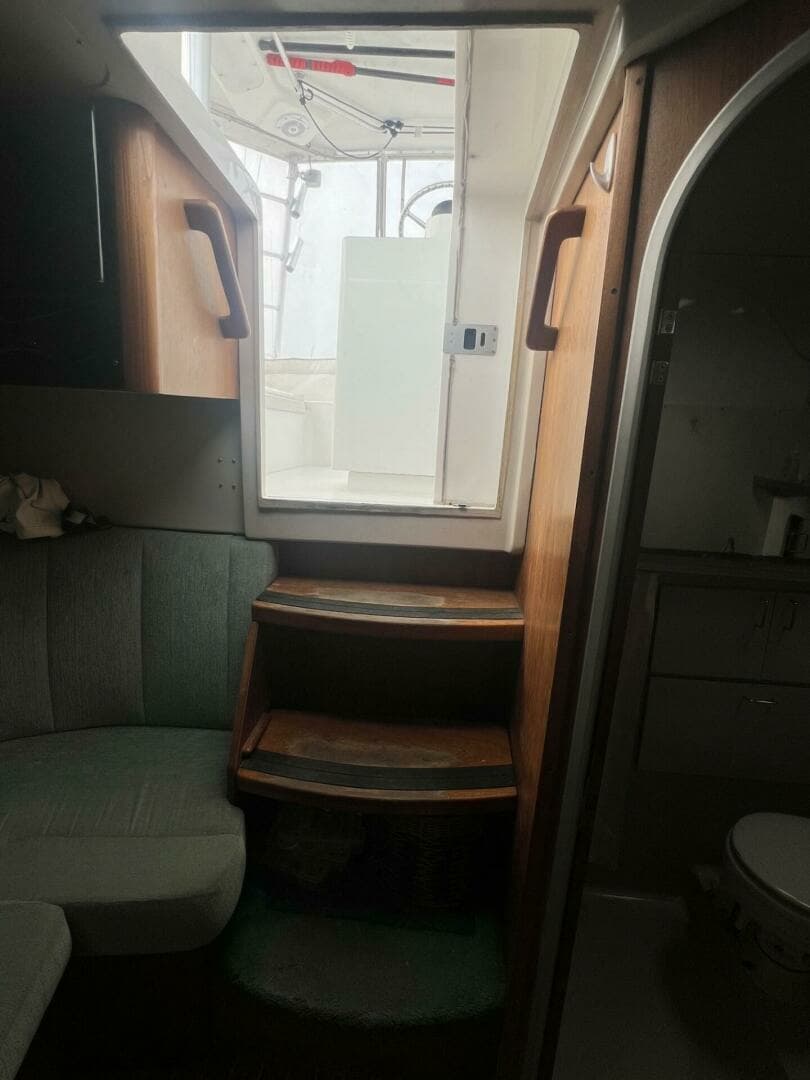 1995 Luhrs 32 Open - Image 17