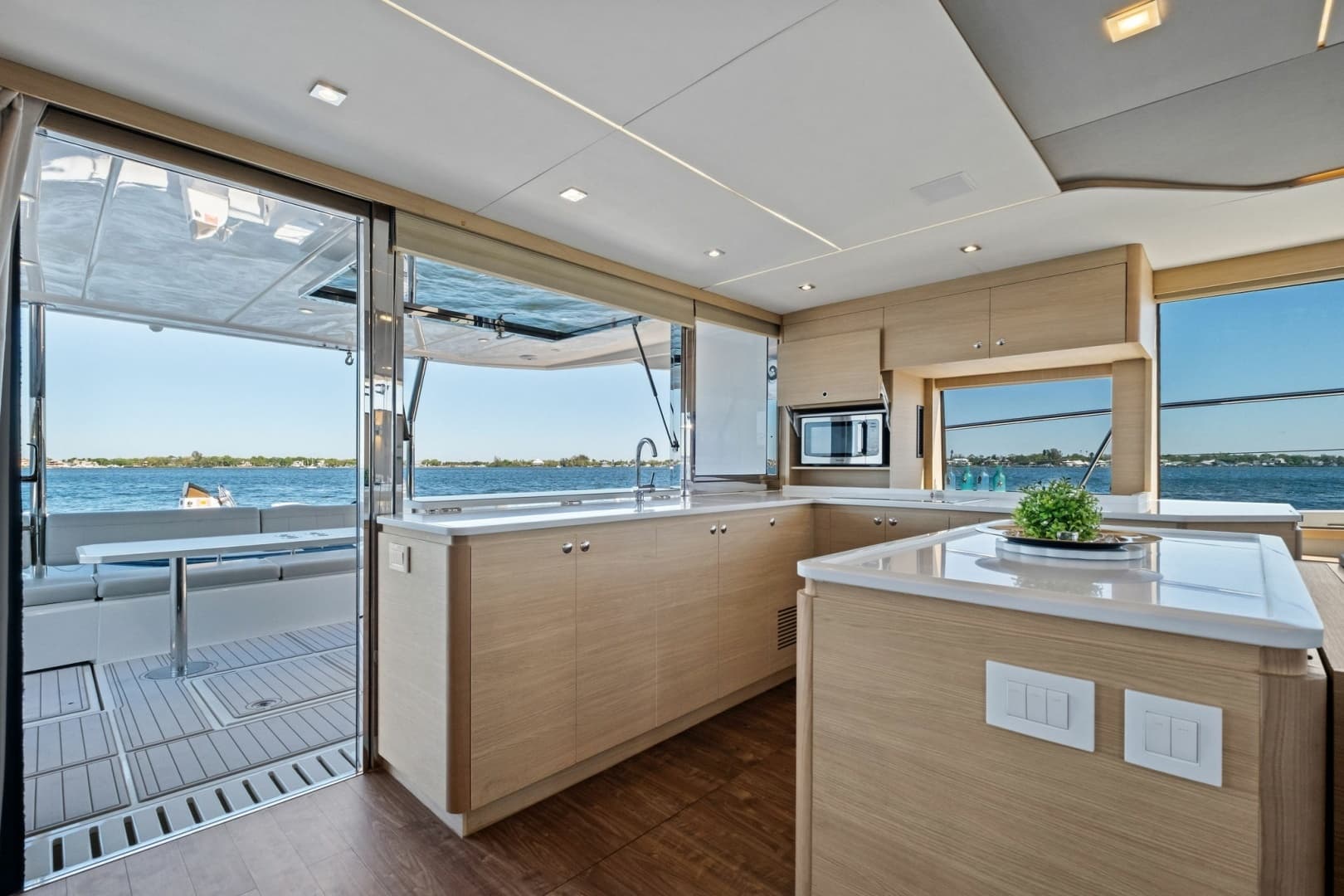 2022 Aquila 54 Yacht - Image 19