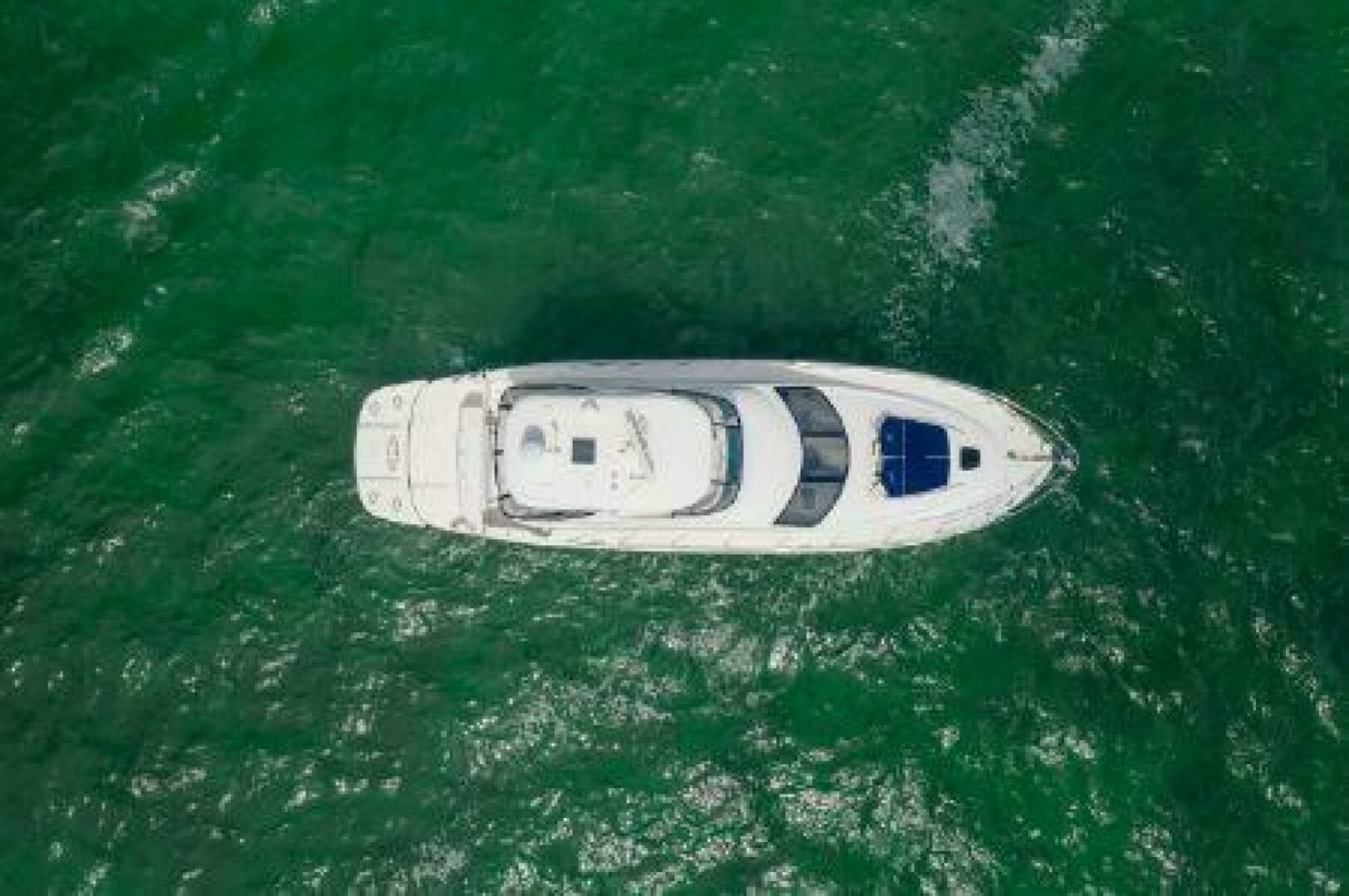 2007 Sea Ray 520 Sedan Bridge - Image 4