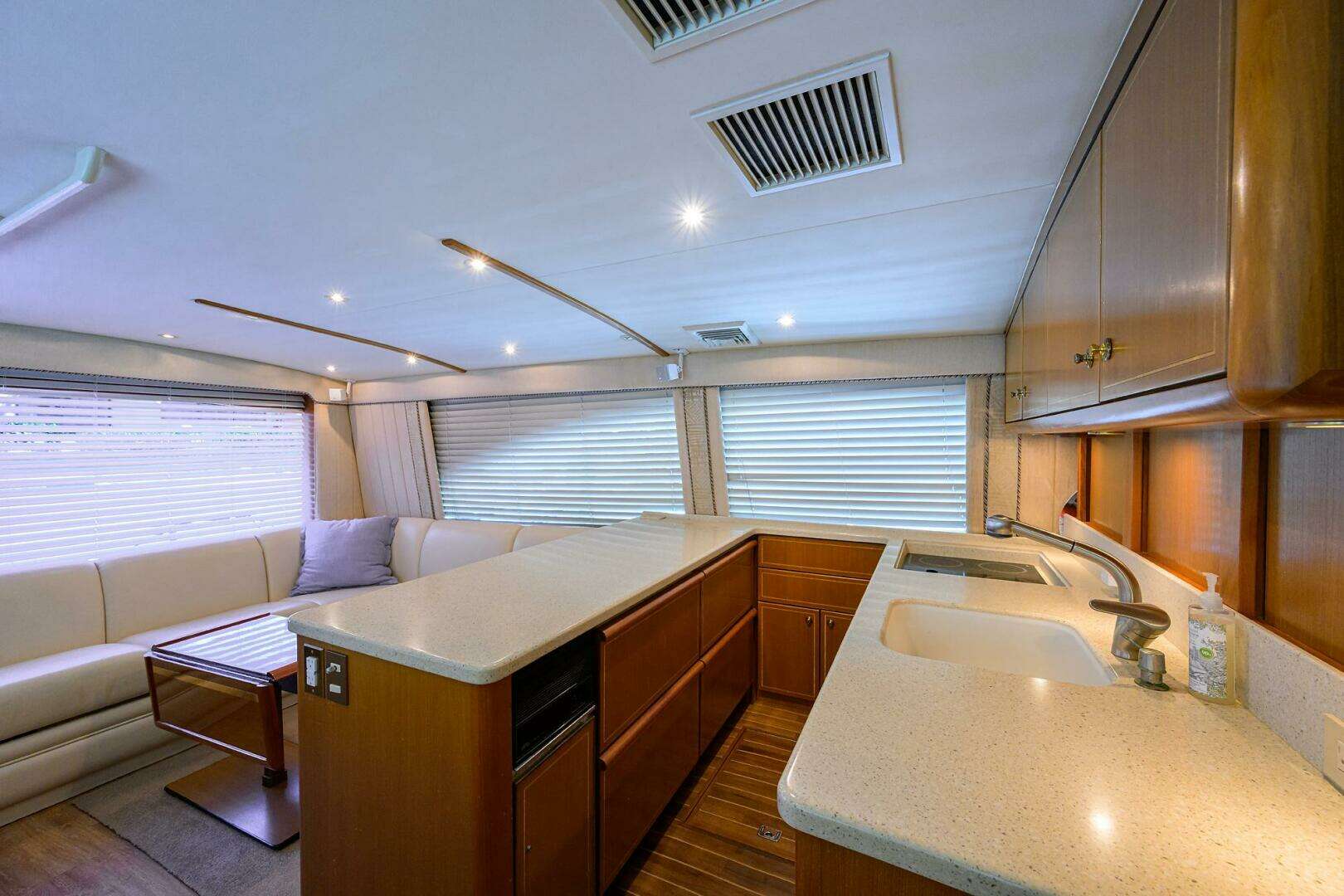 2004 Ocean Yachts 50 Super Sport - Image 6
