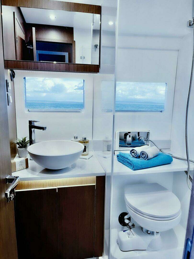 2026 Beneteau Antares 12 Fly - Image 9