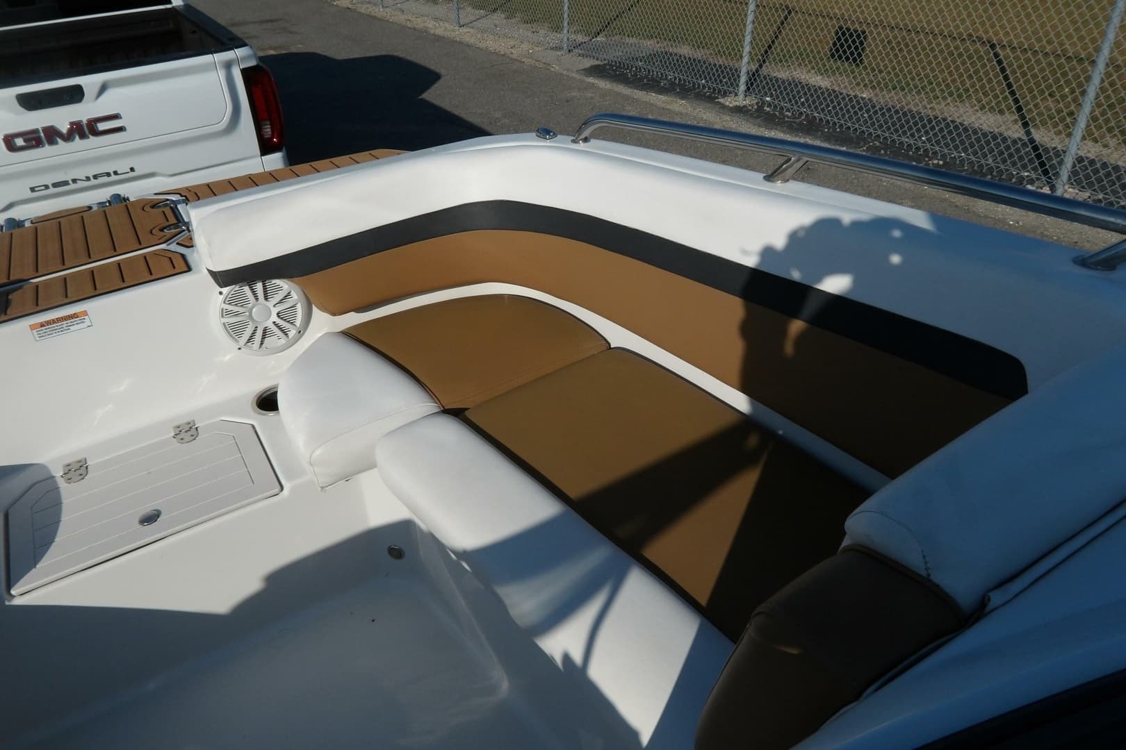 2022 Starcraft 1900 RE Limited - Image 19