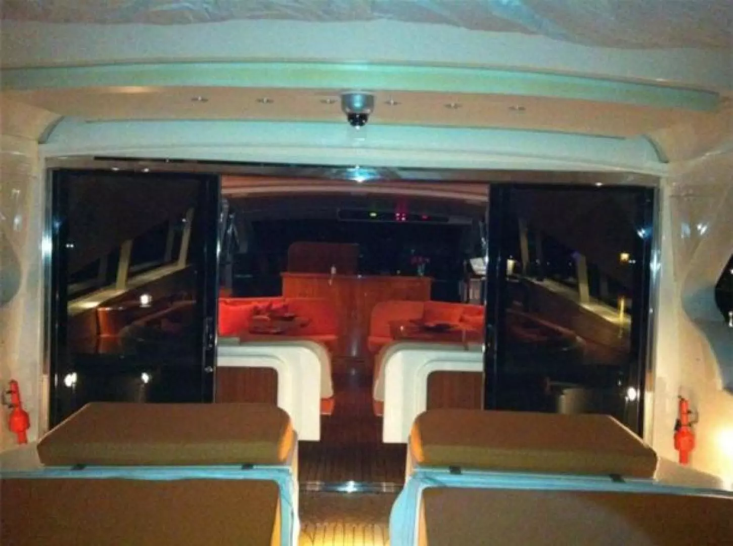 2001 Leopard 27M Open - Image 11