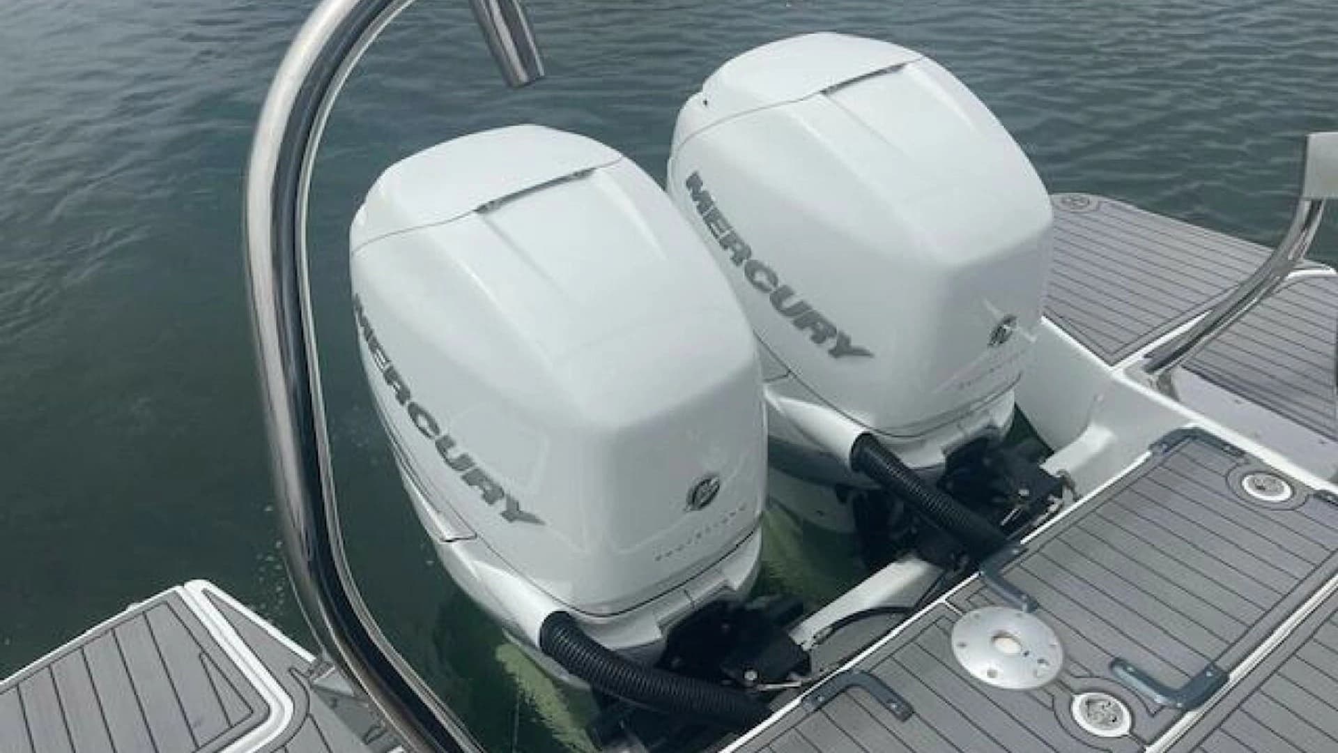 2022 Beneteau 32 Gran Turismo - Image 28