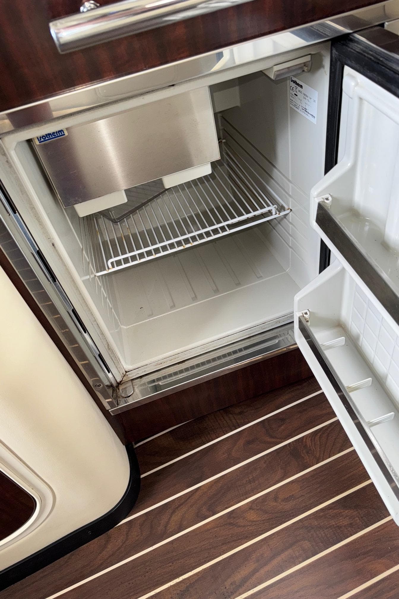 2013 Monterey 320 Sport Yacht - 61