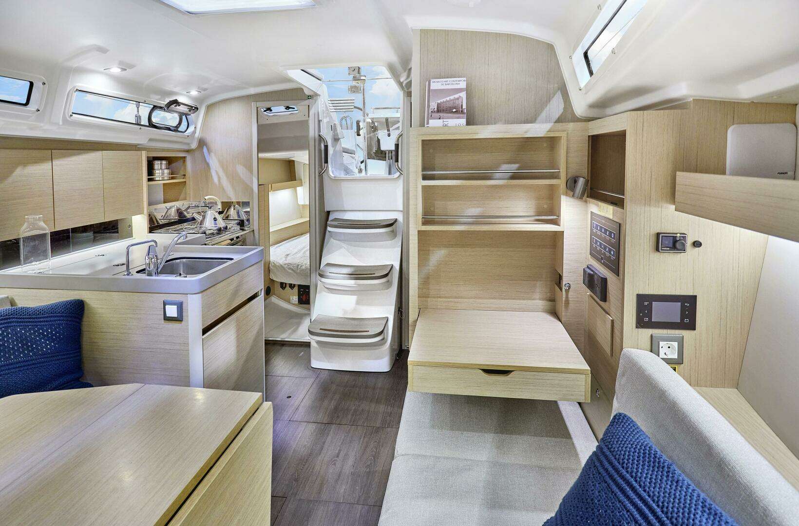 2026 Beneteau Oceanis 34.1 - Image 5