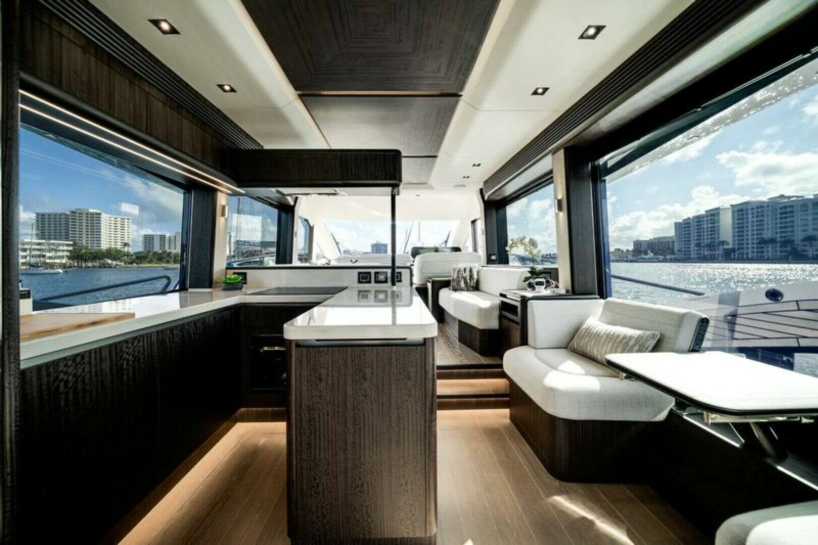 2024 Galeon 560 FLY - Image 14